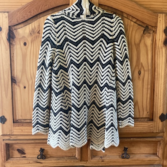 Women INC black cream silver chevron open front cardigan sweater shirt size M - Picture 5 of 6